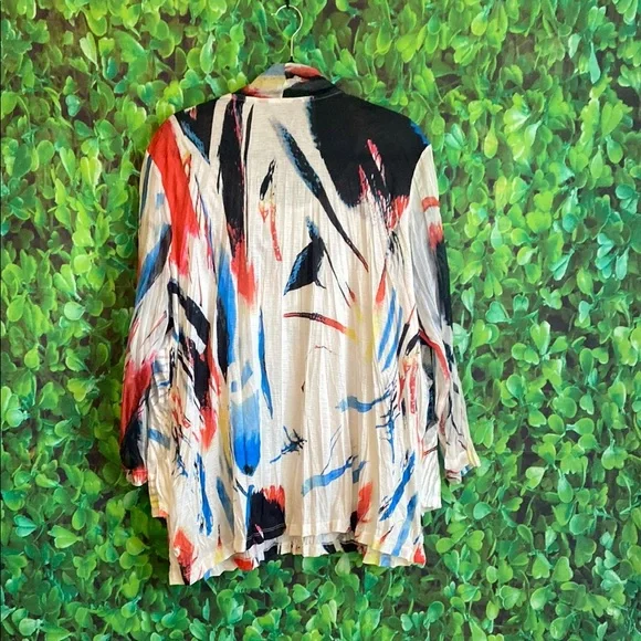 Ali Miles - Colorful Abstract Print Blouse(curvy size) - Picture 3 of 3